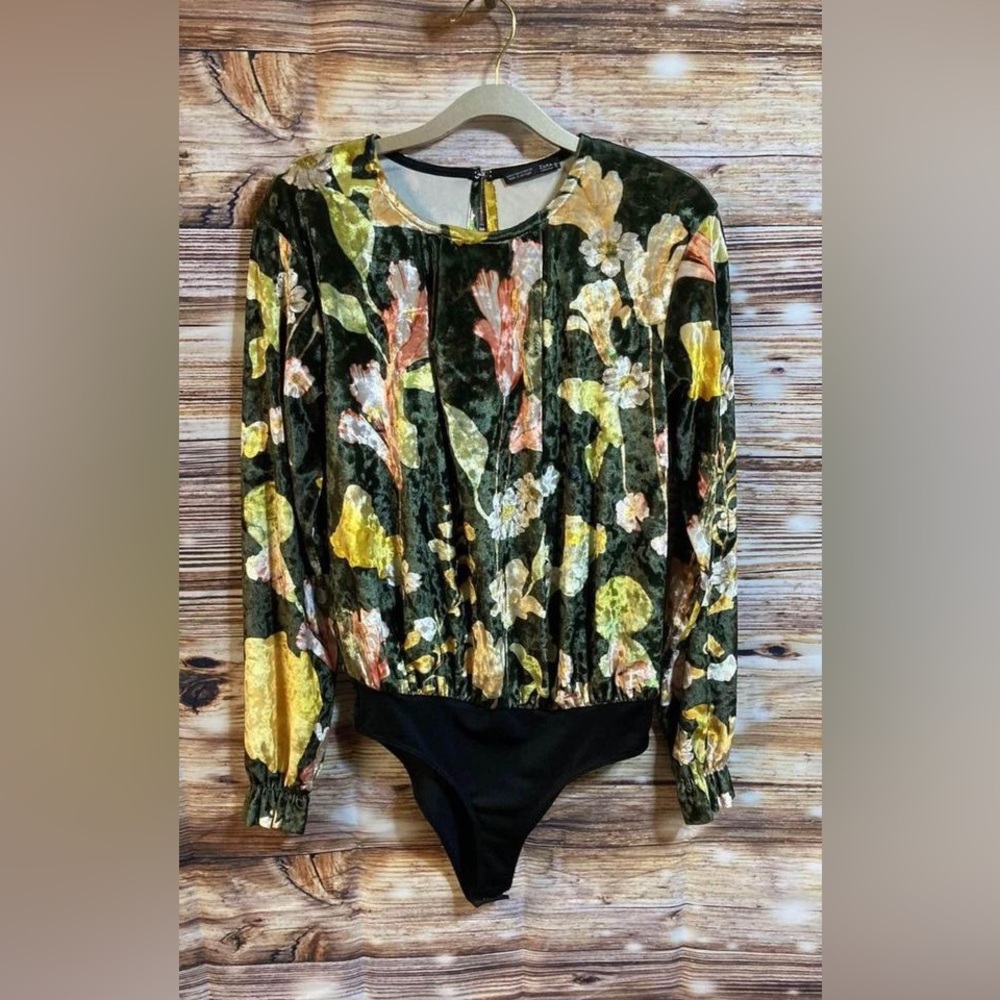 Velvet Zara Floral Bodysuit Size S
